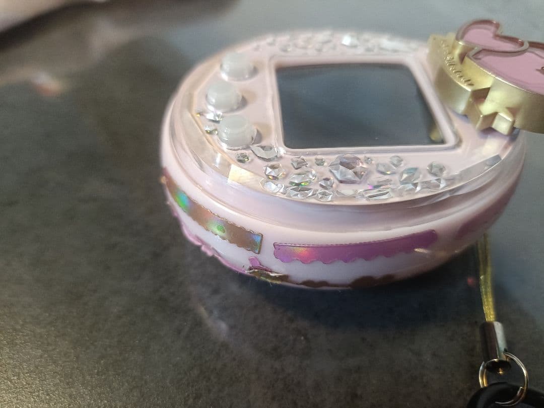 たまごっちピース　ピンク　Tamagotchi P's