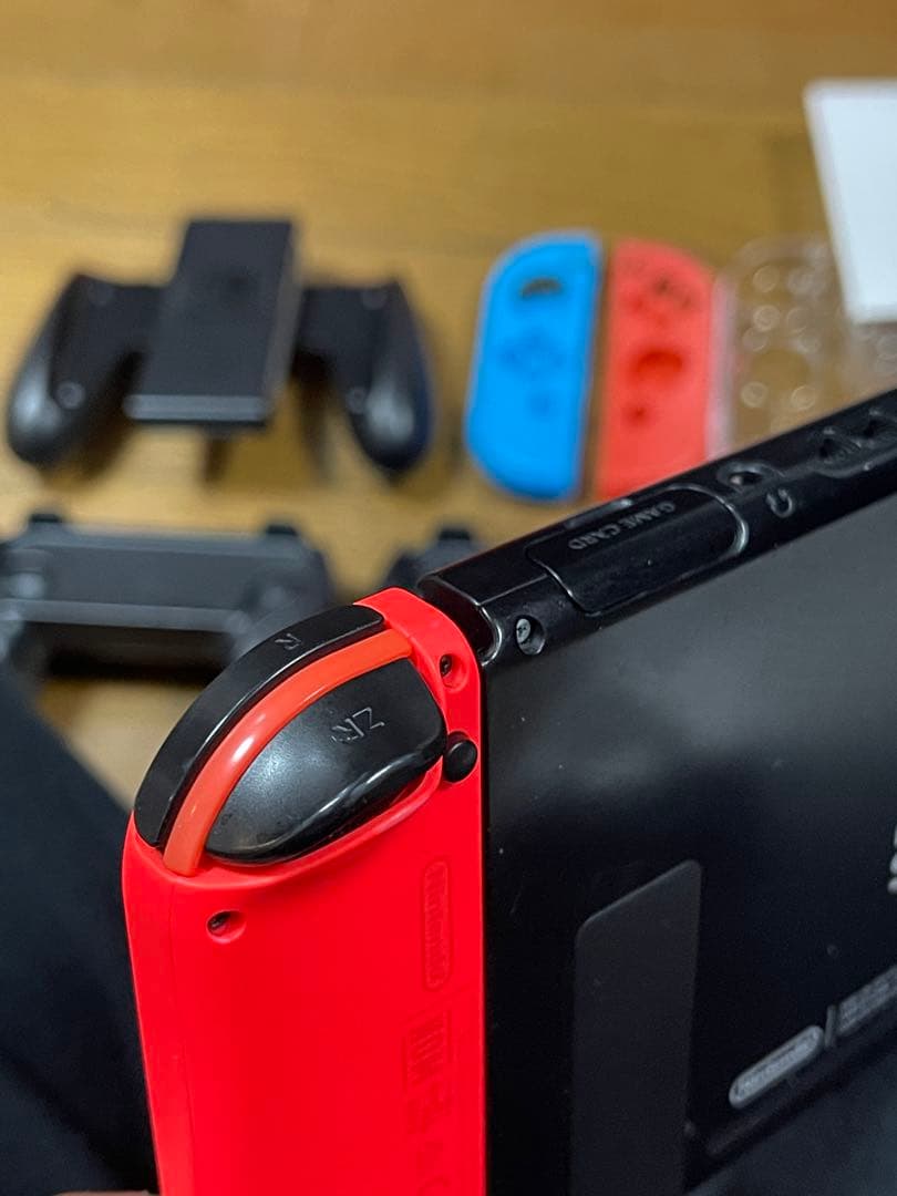 【フィルム貼り済】⭐︎Nintendo Switchフルセット＆オマケグッズ有⭐︎