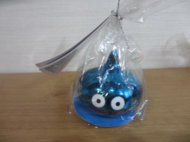 メタリックモンスターズ　スライム　４個　ドラクエ　フィギュア　子供　おもちゃ