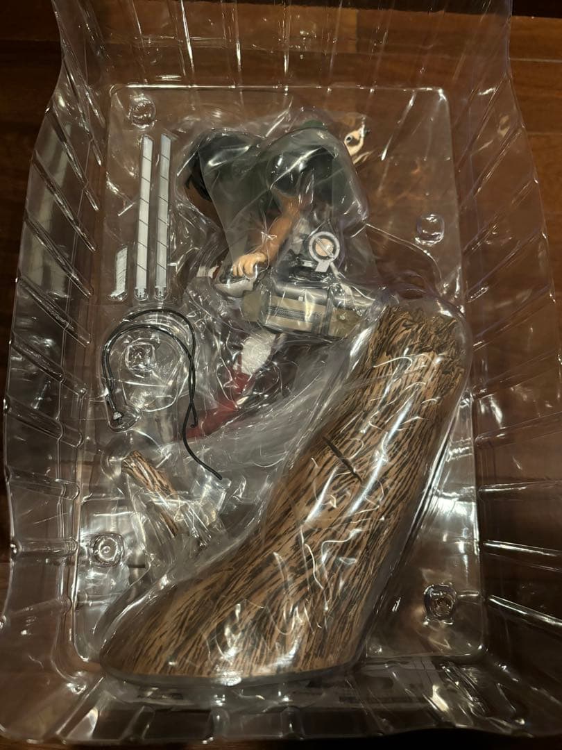 進撃の巨人 ミカサ エレンフィギュア Renewal Package コトブキヤ