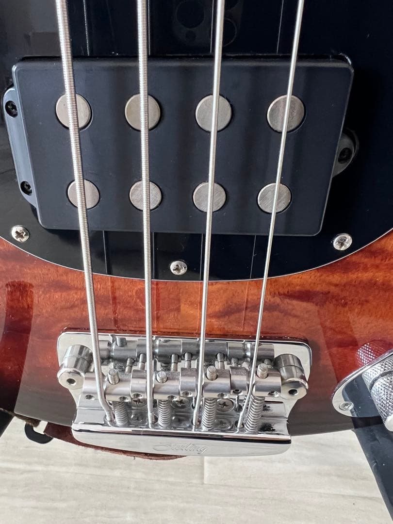 Sterling by Musicman RAY34QM ローステッドメイプル