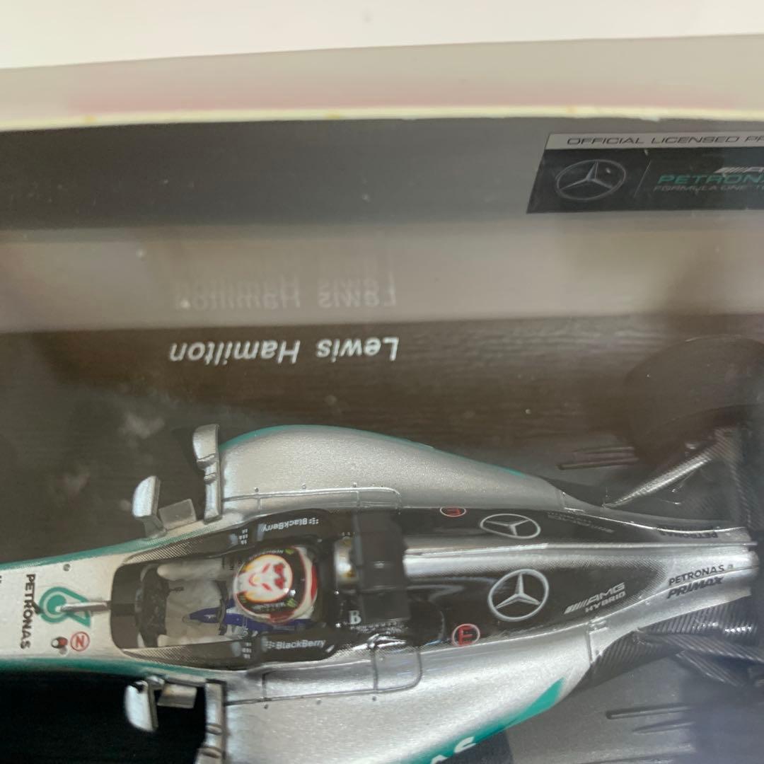 F1 15年ベテル、フェルスタッペン、ハミルトン（ワールドチャンピオン）リカルド