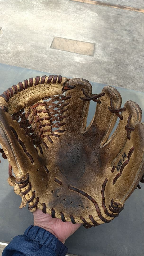 スラッガー 軟式少年用 限定モデルグローブ内野手用 良型 即戦力