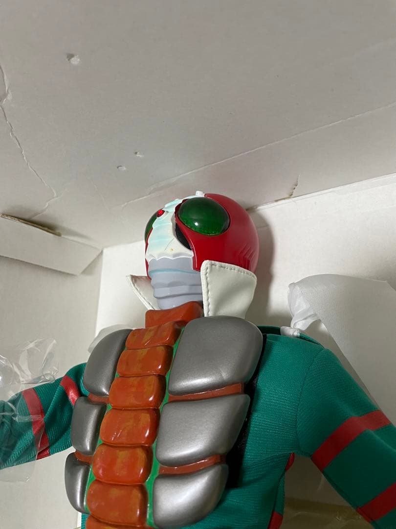 仮面ライダー　V3 ビンテージフィギュア　MEGA 500 FIGURIEN
