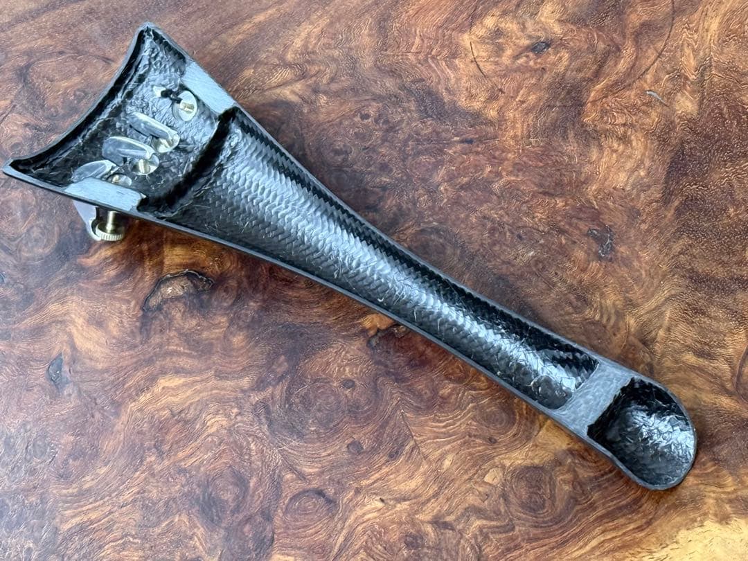 【新品】Herdim チェロ用カーボンテールピース #389001（1）