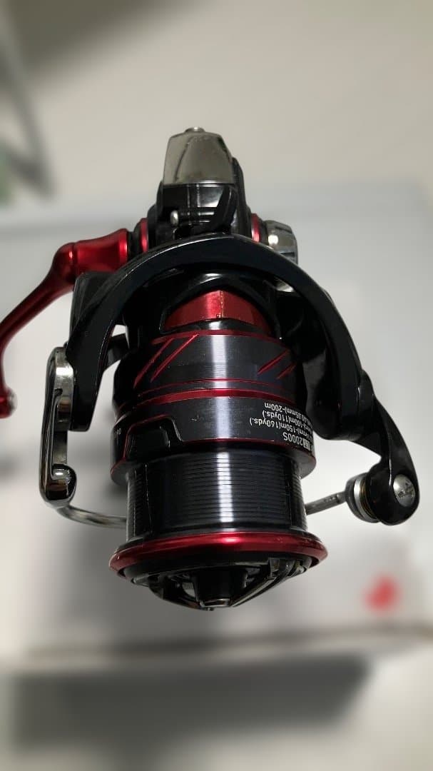 よ*ー様 18月下美人 MX LT2000S リール