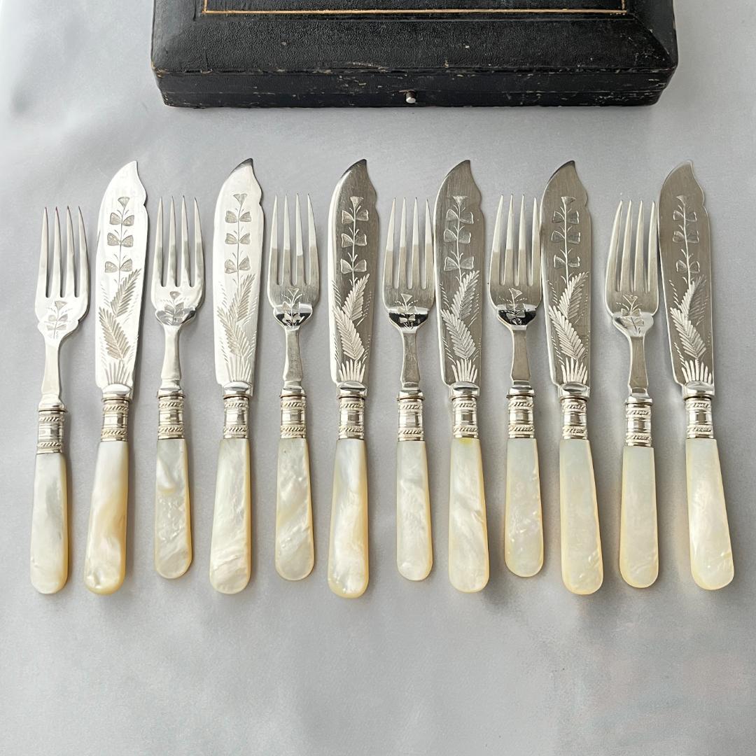 【英国】【白蝶貝】カトラリーセット ナイフ/フォーク 12本 マザーオブパール