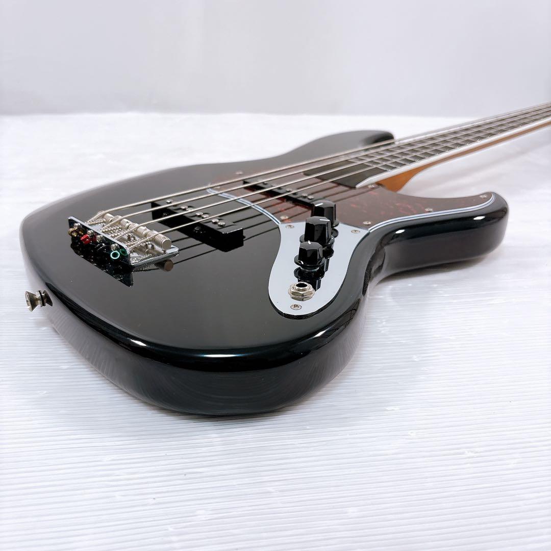 【ほぼ新品】Ryoga VAL-BASS エレキベース メーカー保証付き