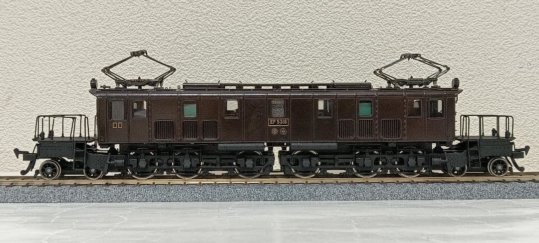 HOゲージ 天賞堂 EF53電気機関車、動作調整済