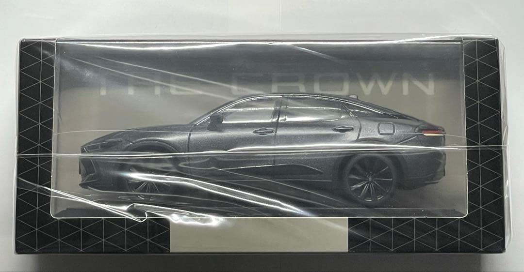 限定車トヨタ クラウン クロスオーバーRS マットメタル