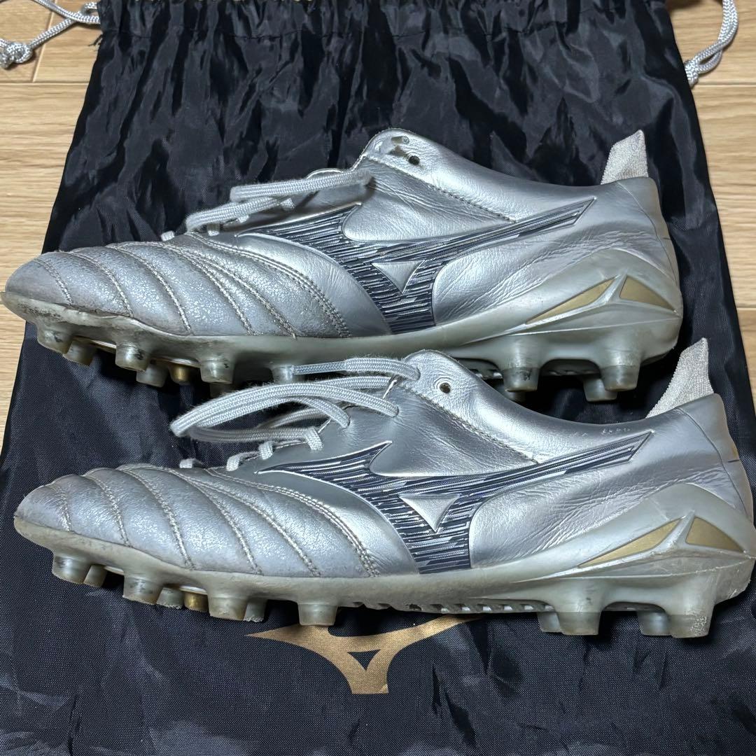 MIZUNO モレリアネオ4シルバー　26.0