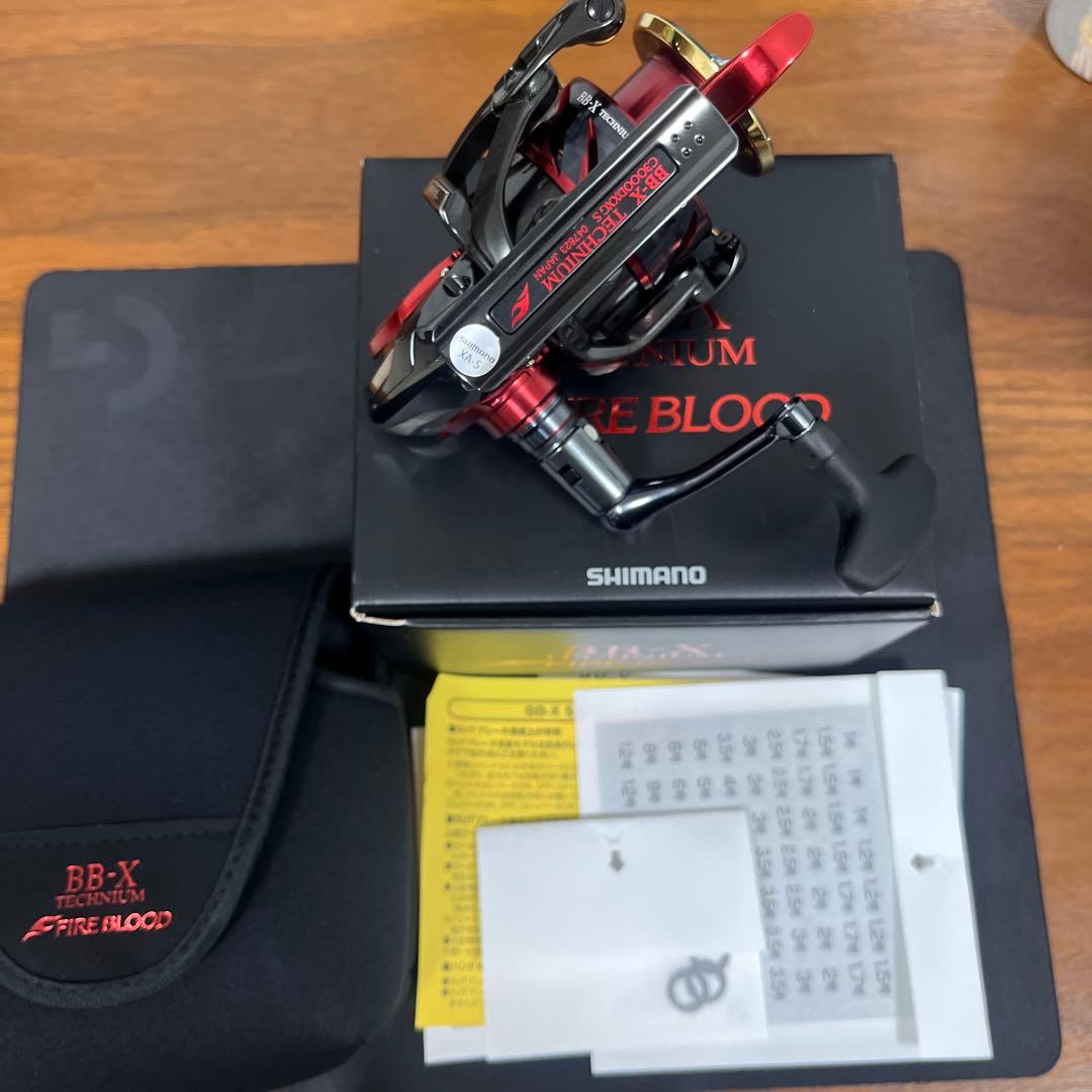 ファイアブラッドテクニウムＣ3000DXXG 右