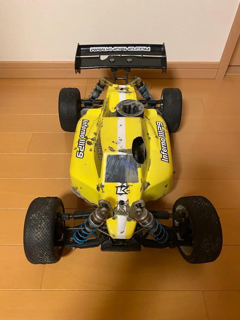京商Inferno mp9 1/8 エンジンラジコンバギー