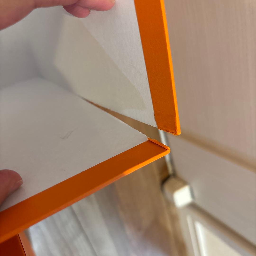 エルメス特大空箱二つ