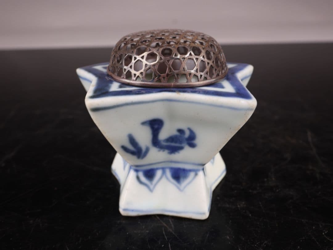 K1751 香炉 星形 染付 鳥文 純銀 透かし火舎 香道具 箱付き【】