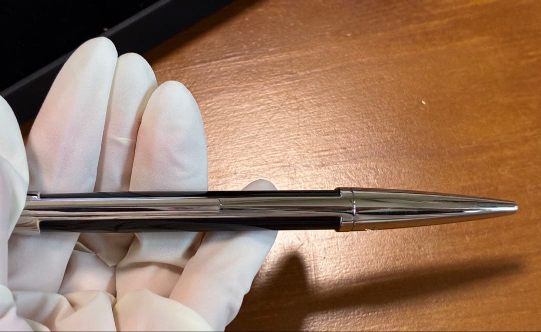 afri様へ S.T. Dupont ボールペン 黒　未使用品