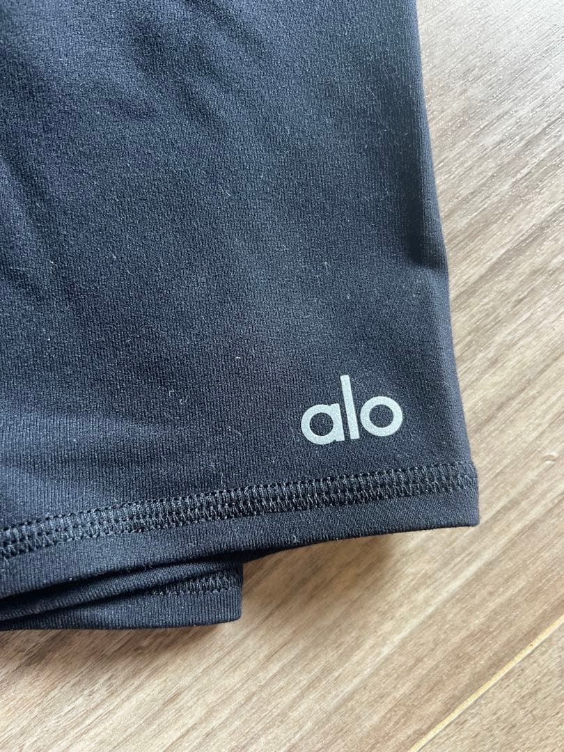 alo 7\" High-Waist Biker Short ブラック