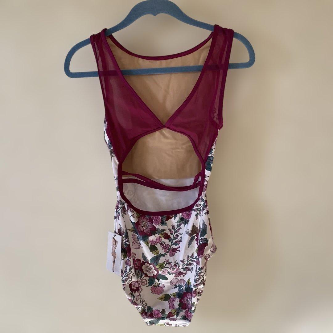 ［新品］eleve花柄バレエレオタード Mサイズ