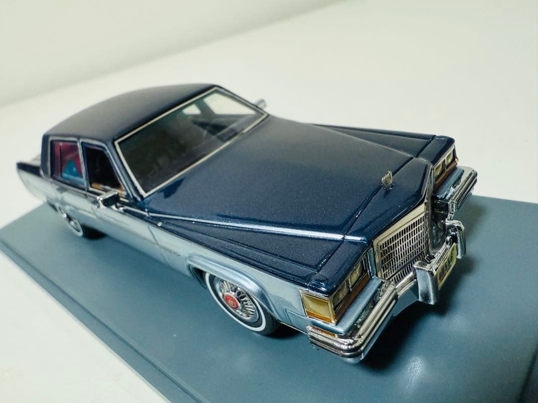 Neo/'82 Cadillacキャデラック Broughamブロアム 1/43