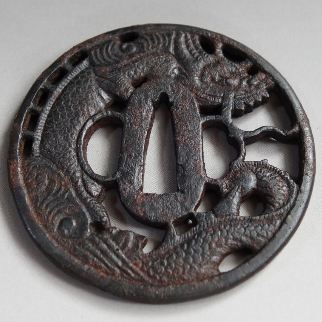 【記内 雲龍図透鍔】 鍔 鐔 刀装具 日本刀 武具 骨董 江戸 アンティーク