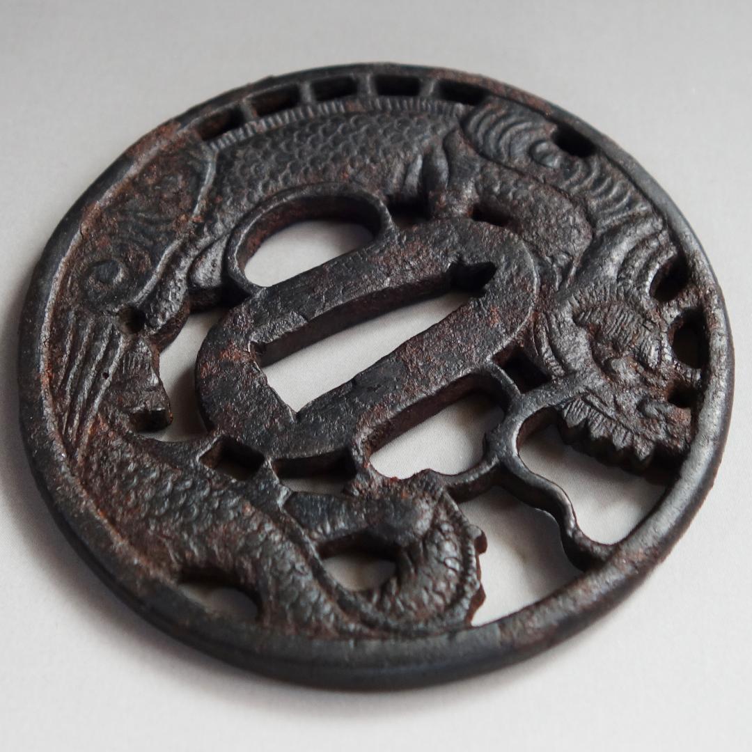 【記内 雲龍図透鍔】 鍔 鐔 刀装具 日本刀 武具 骨董 江戸 アンティーク