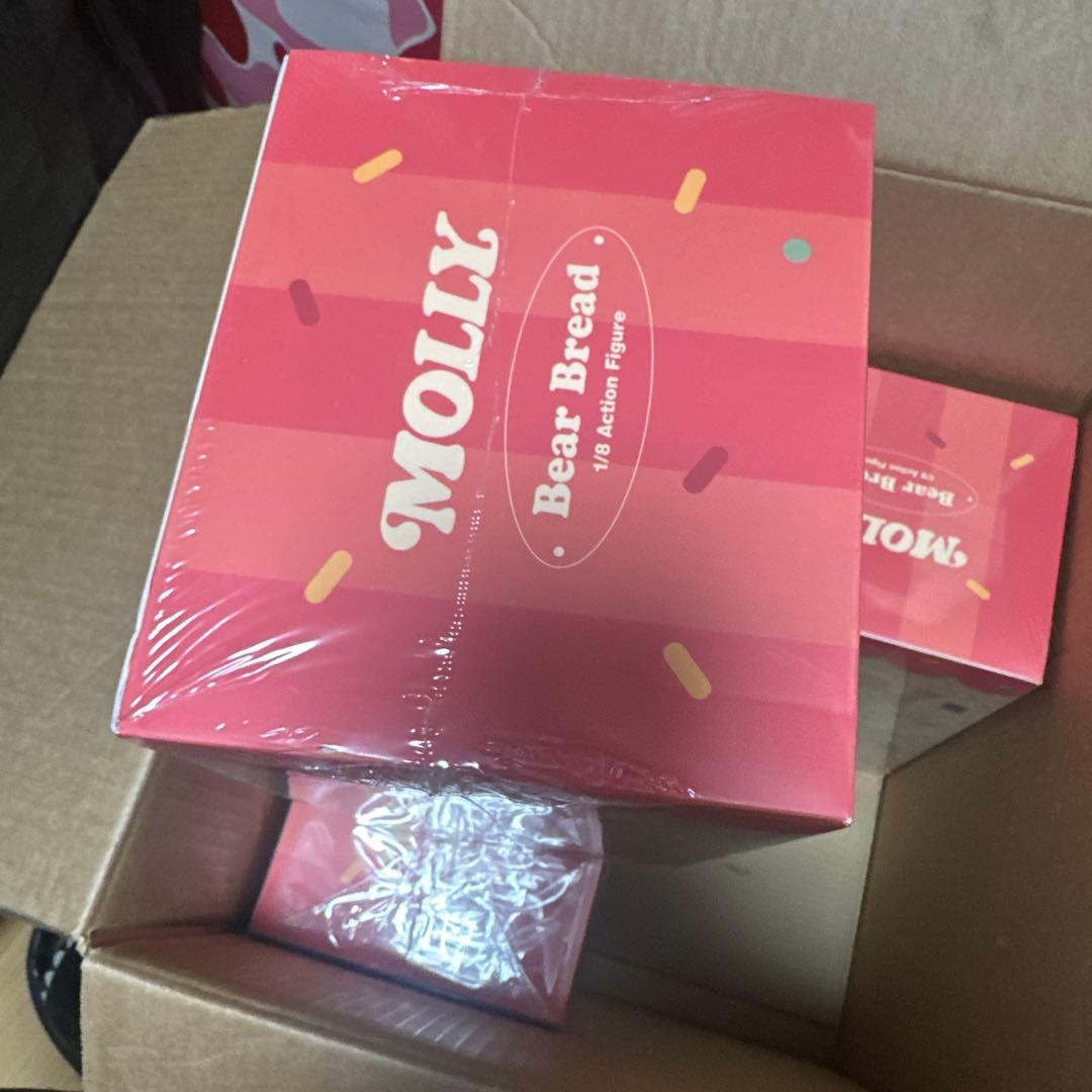 popmart MOLLY Bear Bread 1/8 アクションフィギュア
