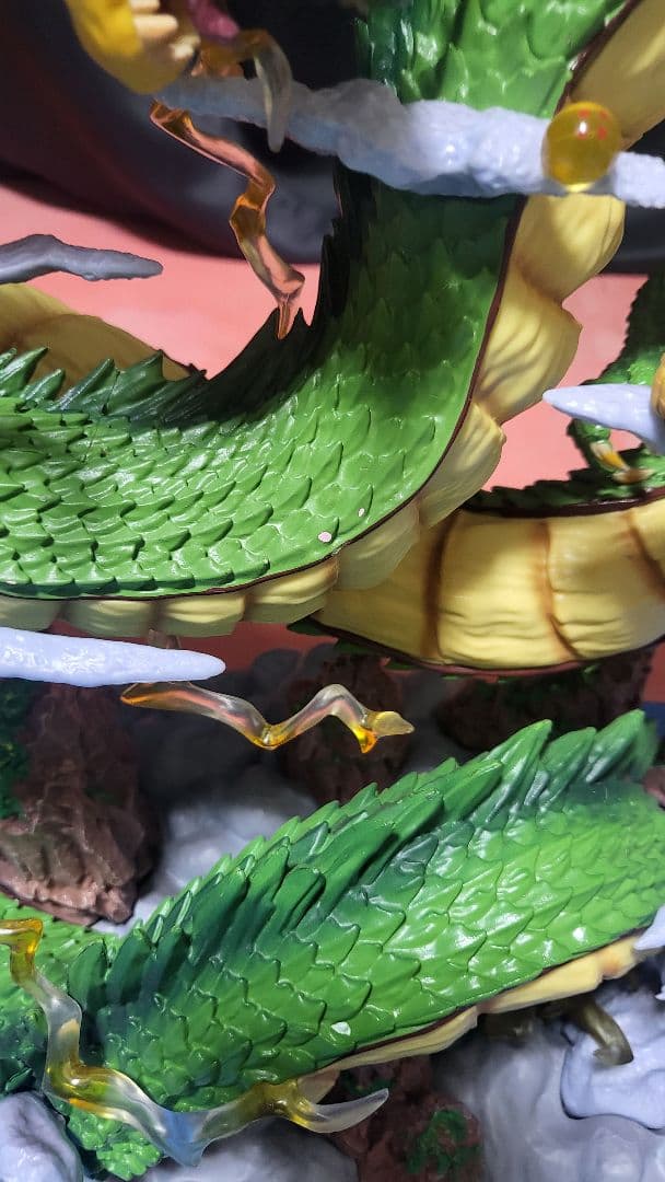 ドラゴンボール　神龍　シェンロン　神竜　筋斗雲乗り少年悟空　　フィギュア