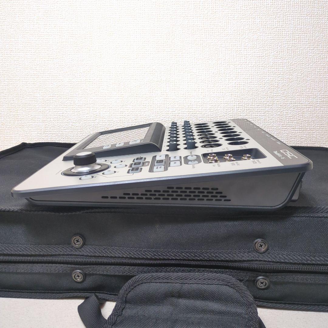 QSC TOUCHMIX-16 デジタルミキサー 美品 専用ケース付き