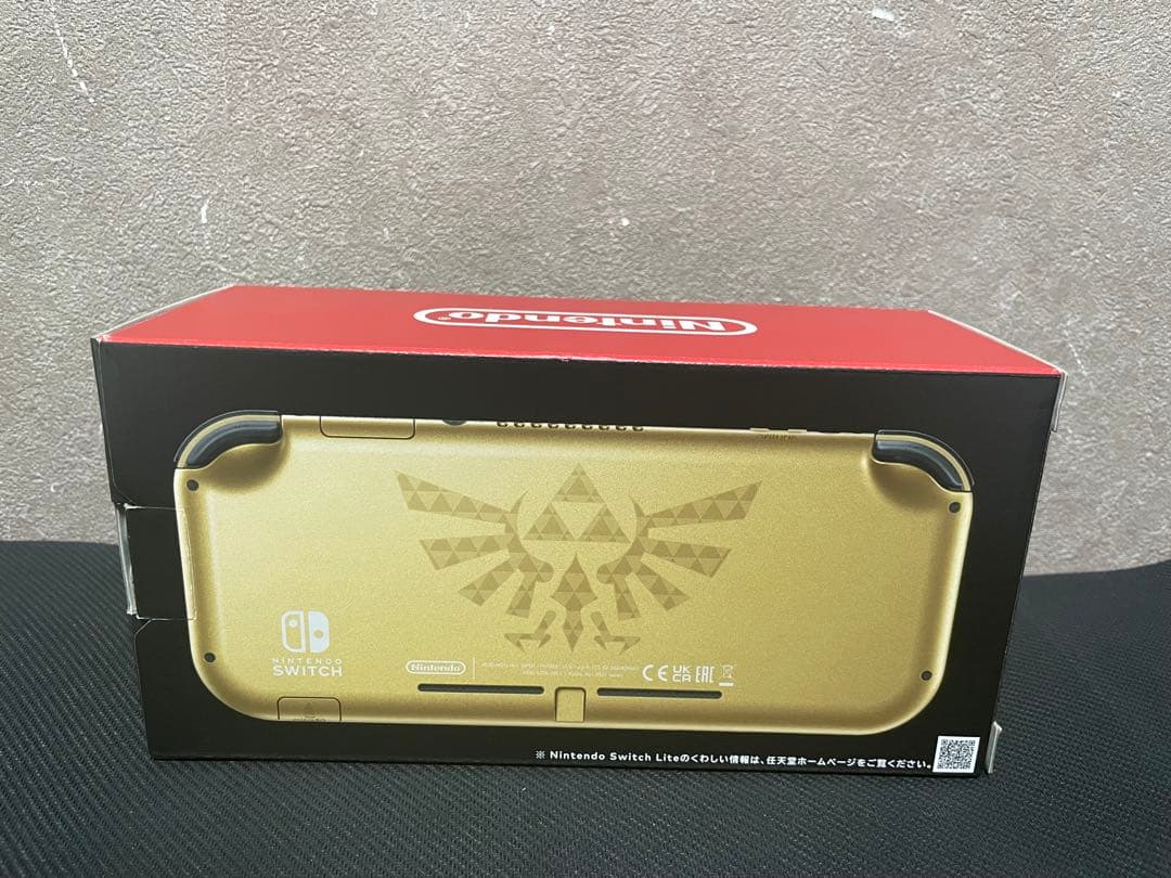 Nintendo Switch Light 本体　ハイラルエディション