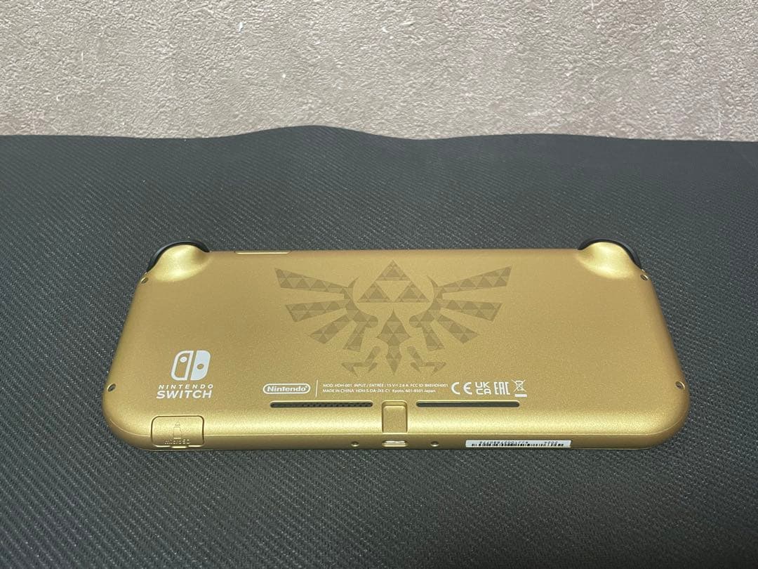 Nintendo Switch Light 本体　ハイラルエディション
