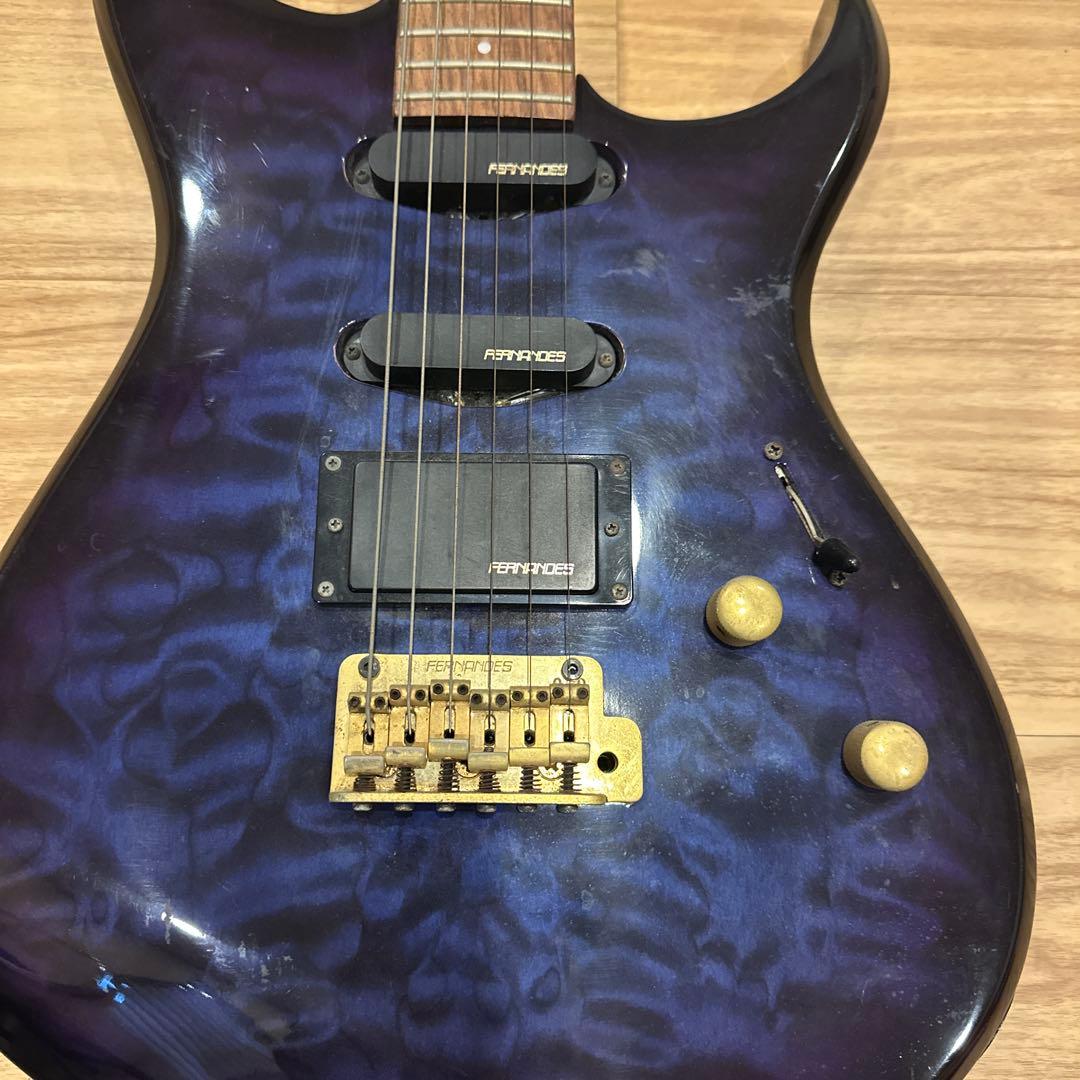 FERNANDES エレキギター 青紫色