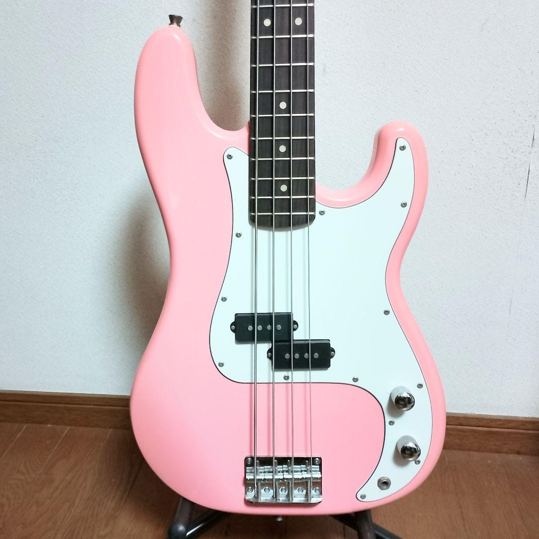 Photogenic　PRECISION TYPE　エレキベース　ピンク