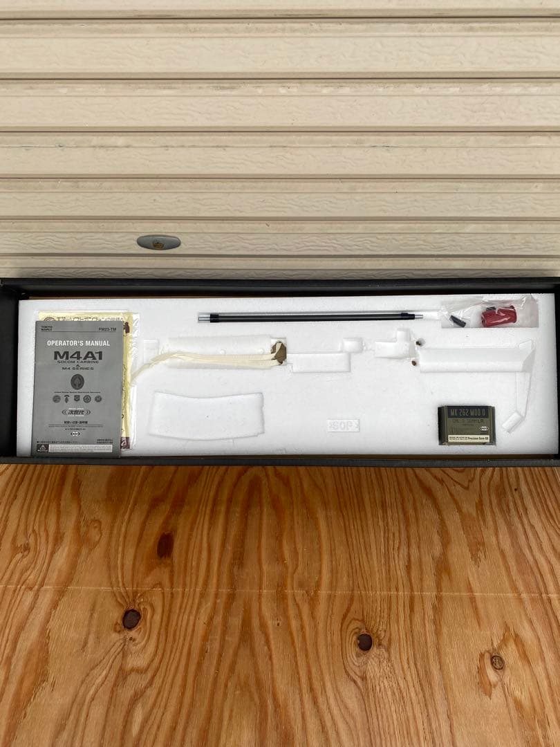 東京マルイ M4A1 SOCOM CARBINE 次世代電動ガン　おまけ付き