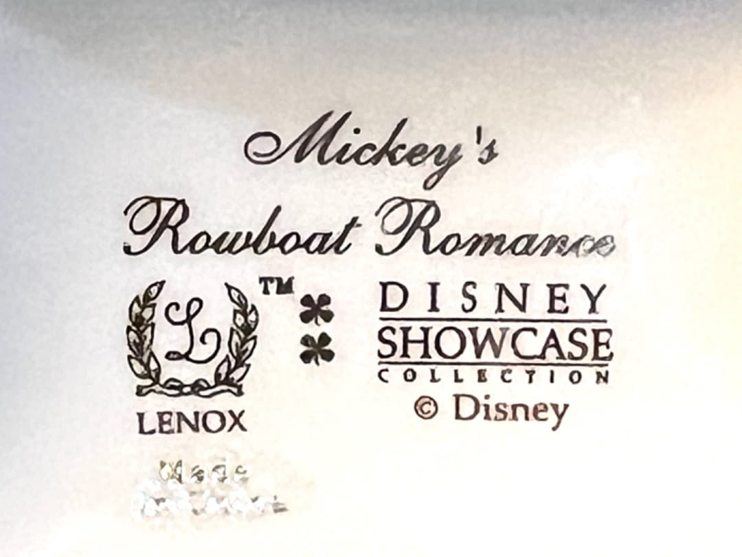 ディズニー ミッキーとミニーのRowboat Romance レノックス 陶器