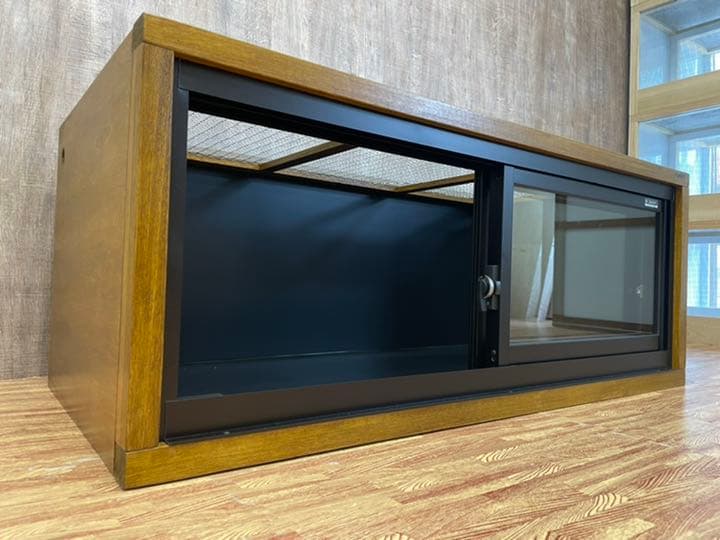 ＦandＫ爬虫類木製ケージ　アルミサッシ仕様　オーダー可能