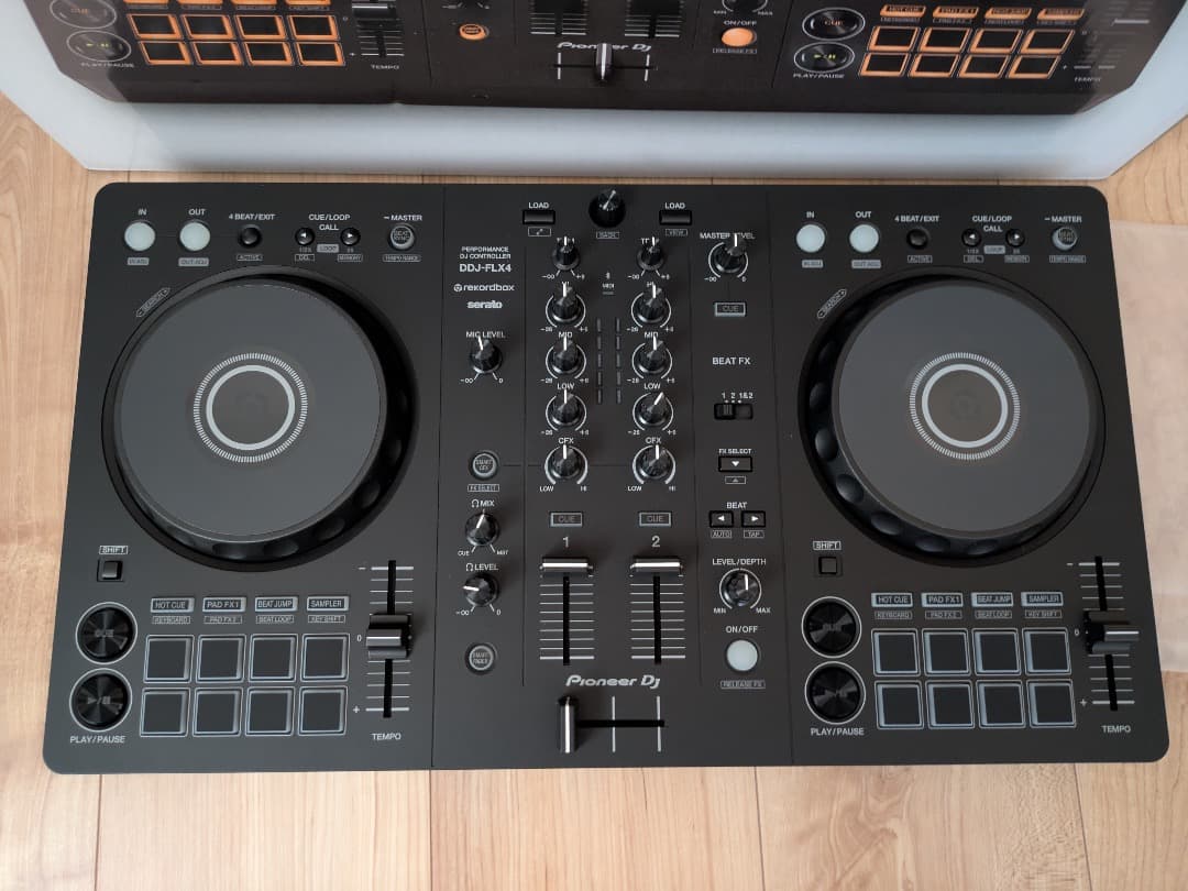 【美品】DDJ-FLX4 本体のみ DJコントローラー Pioneer
