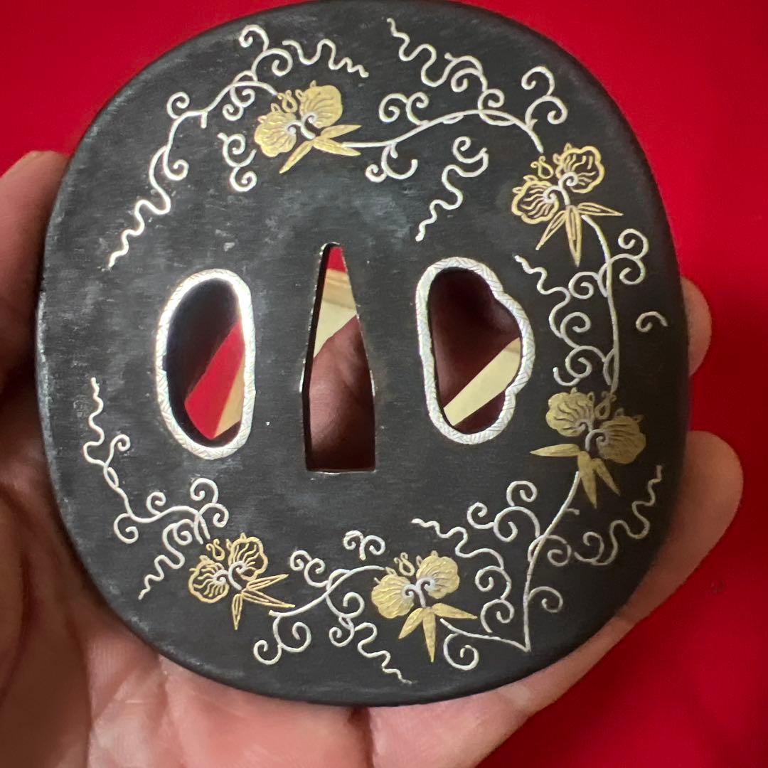 刀装具　鍔　金銀象嵌　木箱