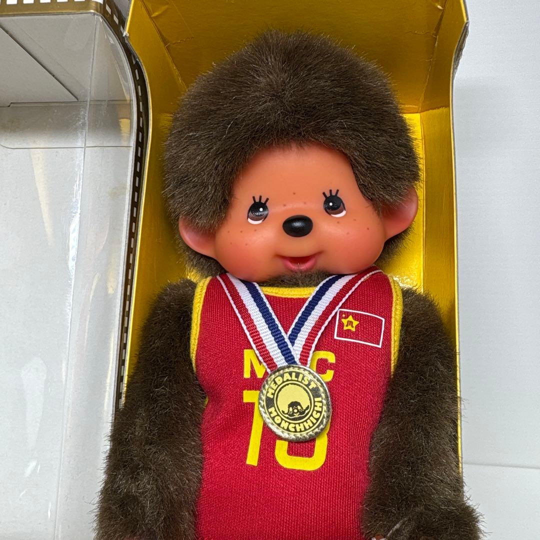 新品 2008年発売 金メダル バスケットボール モンチッチ 2523