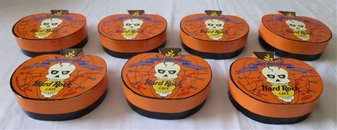 ハードロックカフェ　2001年ハロウィン　パズルピンセット７店舗