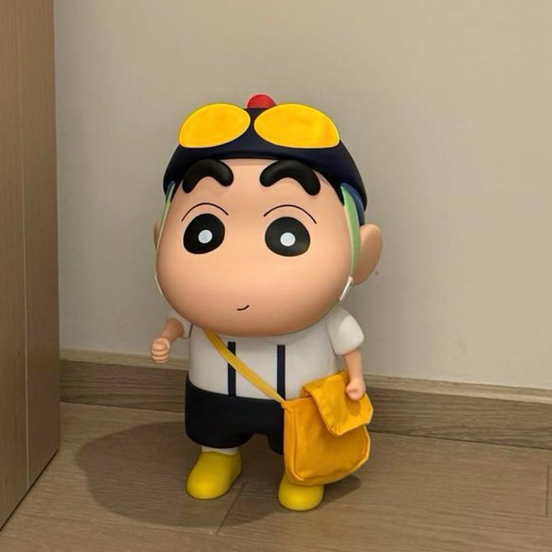 制服しんちゃん フィギュア ライト付約42cm