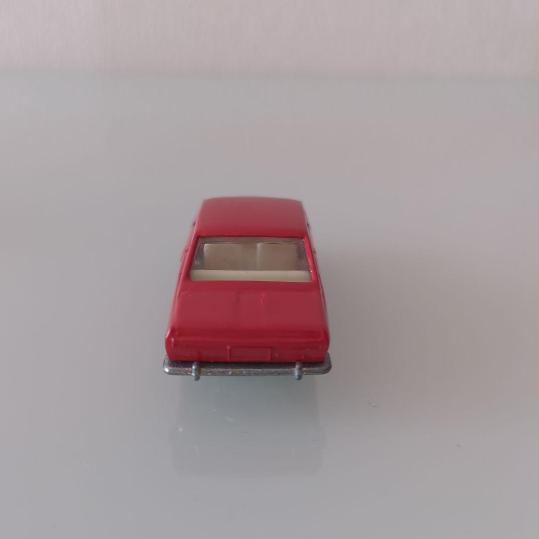 黒箱 トミカ ブルーバードSSSクーペ 1A 色指定箱