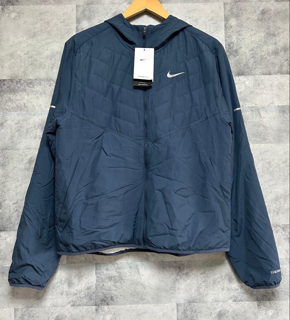 新品　NIKE ナイキ エアロレイヤー ランニングジャケット 中綿　M