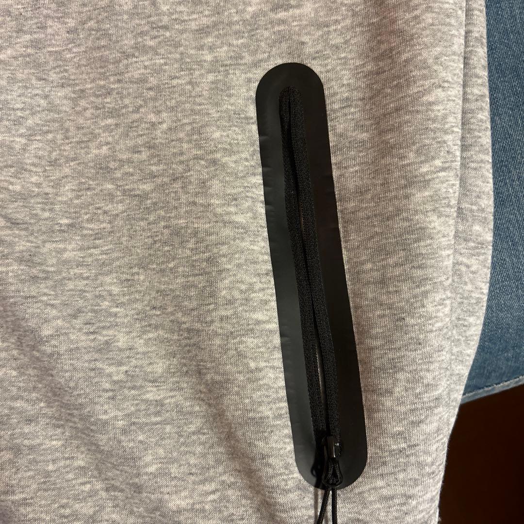 NIKE テックフリース グレー