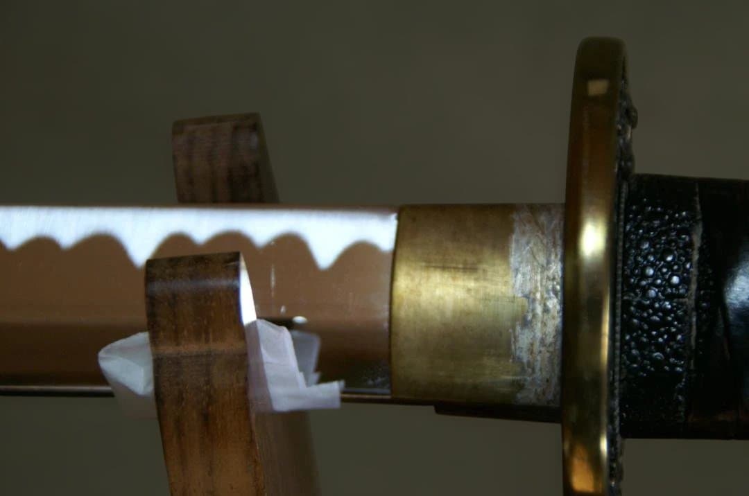 模擬刀　 黒革巻柄　腰藤巻　変わり塗鞘　７１.５cm