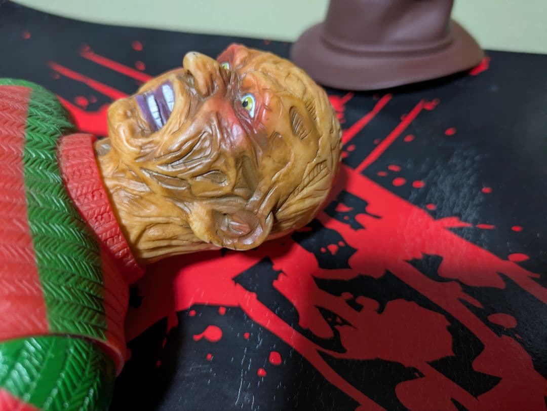 エルム街の悪夢　フレディクルーガー　ソフビ　フィギュア　１３日の金曜日