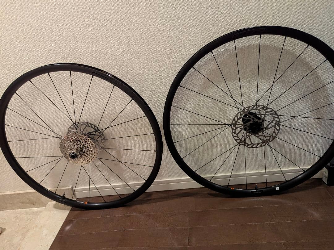 GIANT PR2 DISCホイールセット スプロケット付き