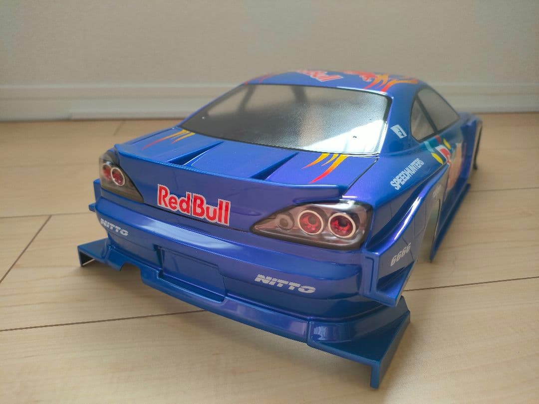 S15　シルビア　完全塗装品　未使用　ボディ　ラジコン　電飾付き　レッドブル