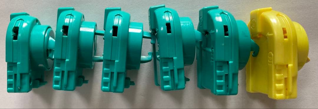 メタルファイトベイブレード　約50個、ランチャー、付属品　まとめ売り