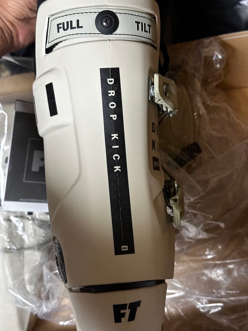 新品未使用 FULL TILT DROP KICK PRO 26.5㎝