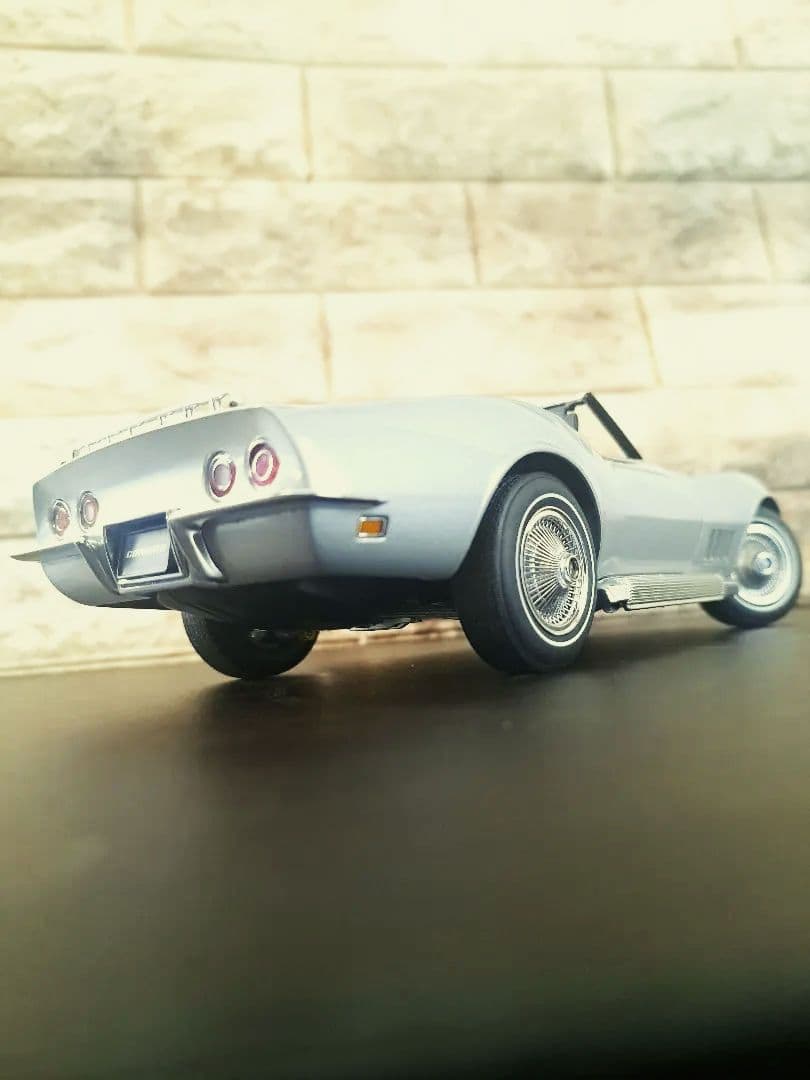 1/18 オートアート シボレーコルベットC3コンバーチブル